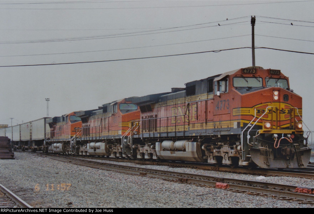 BNSF 4773 East